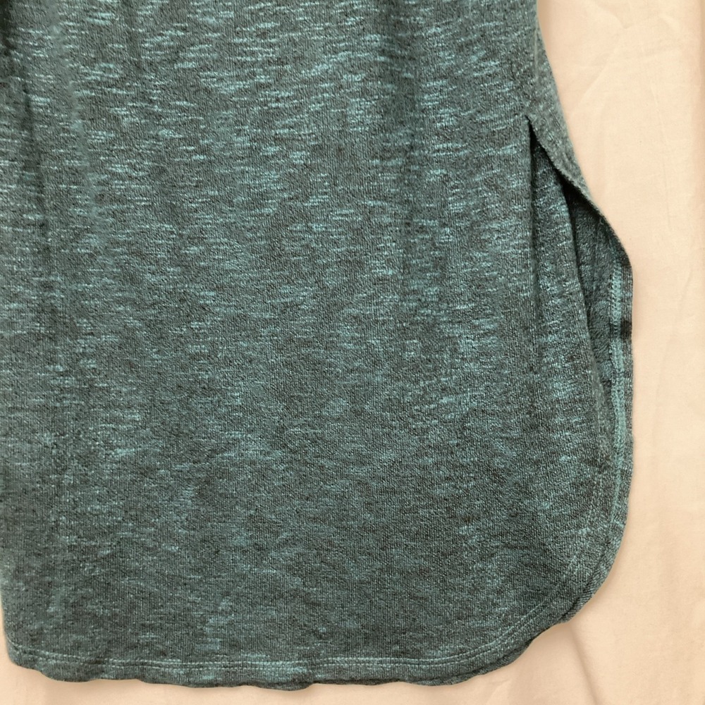 Love, Fire Women's Green Short Sleeve Knit Tunic w/Side Slits - SZ M - Picture 2 of 11